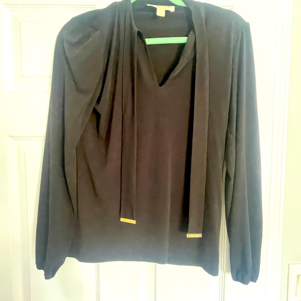 Michael kors blouse, neck tie detail